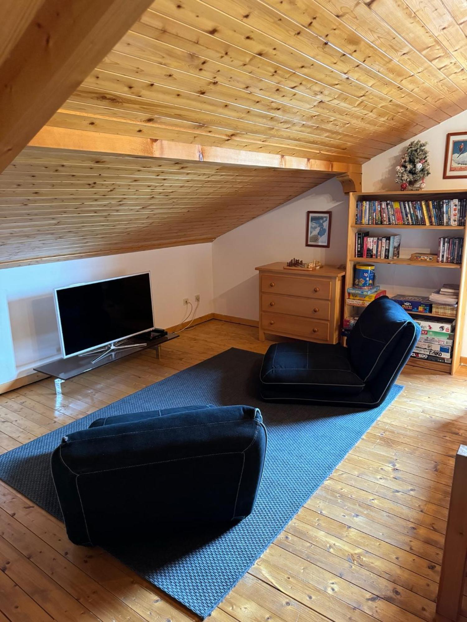 Charming, Cosy Chalet Nestled In A Breathtaking Surrounding With Spectacular, Stunning Mountain Views Abondance Exteriér fotografie