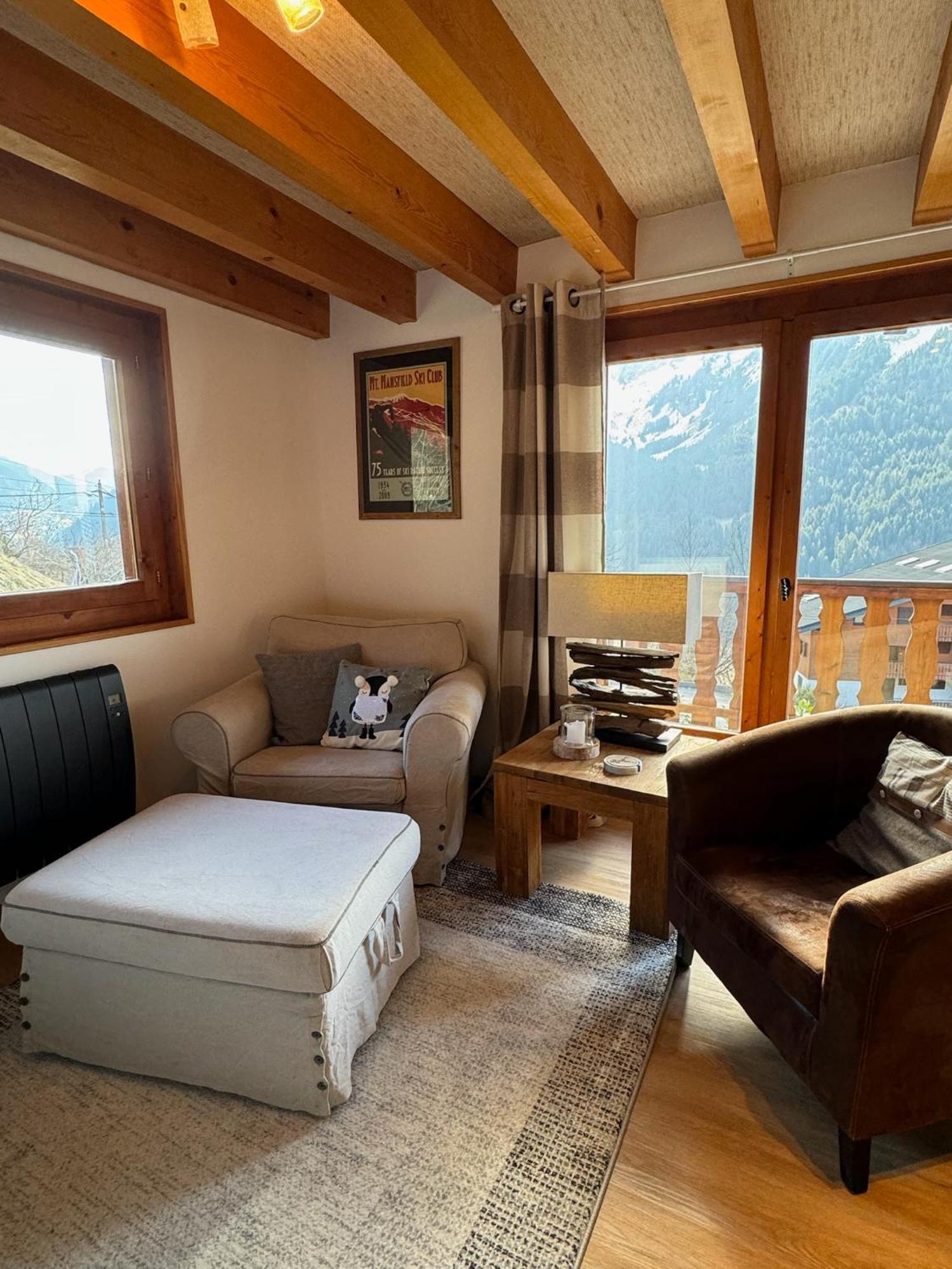 Charming, Cosy Chalet Nestled In A Breathtaking Surrounding With Spectacular, Stunning Mountain Views Abondance Exteriér fotografie