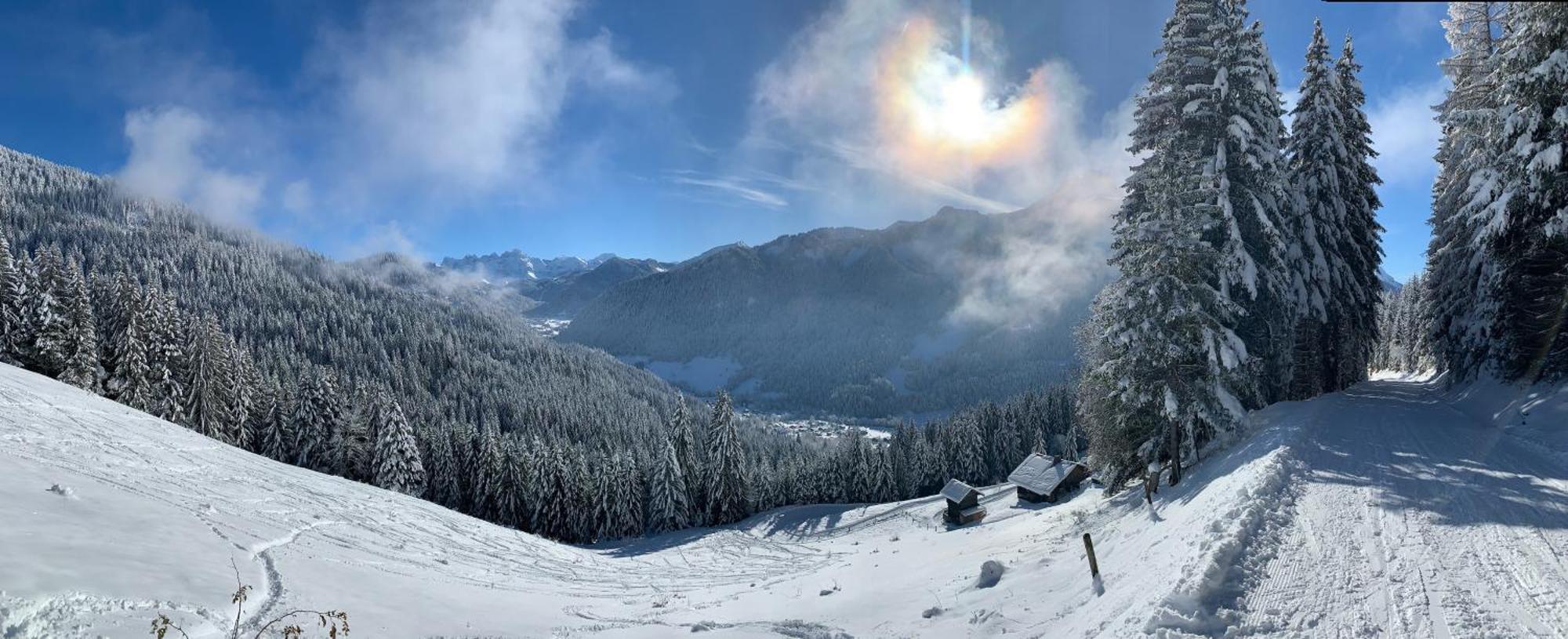 Charming, Cosy Chalet Nestled In A Breathtaking Surrounding With Spectacular, Stunning Mountain Views Abondance Exteriér fotografie