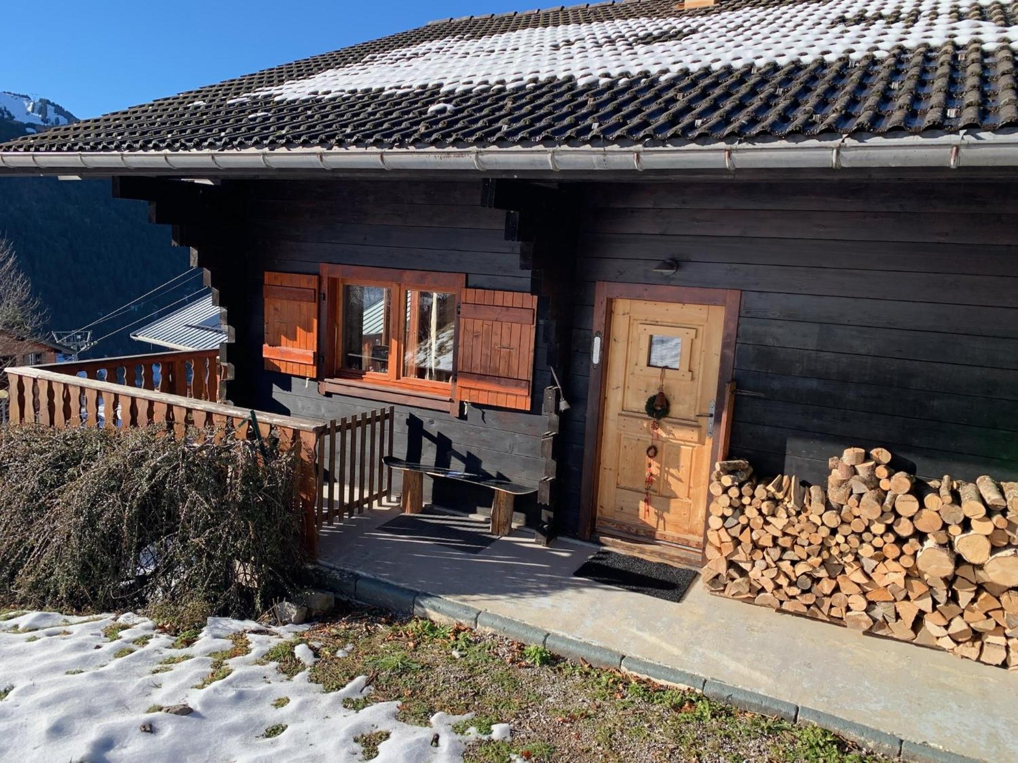 Charming, Cosy Chalet Nestled In A Breathtaking Surrounding With Spectacular, Stunning Mountain Views Abondance Exteriér fotografie