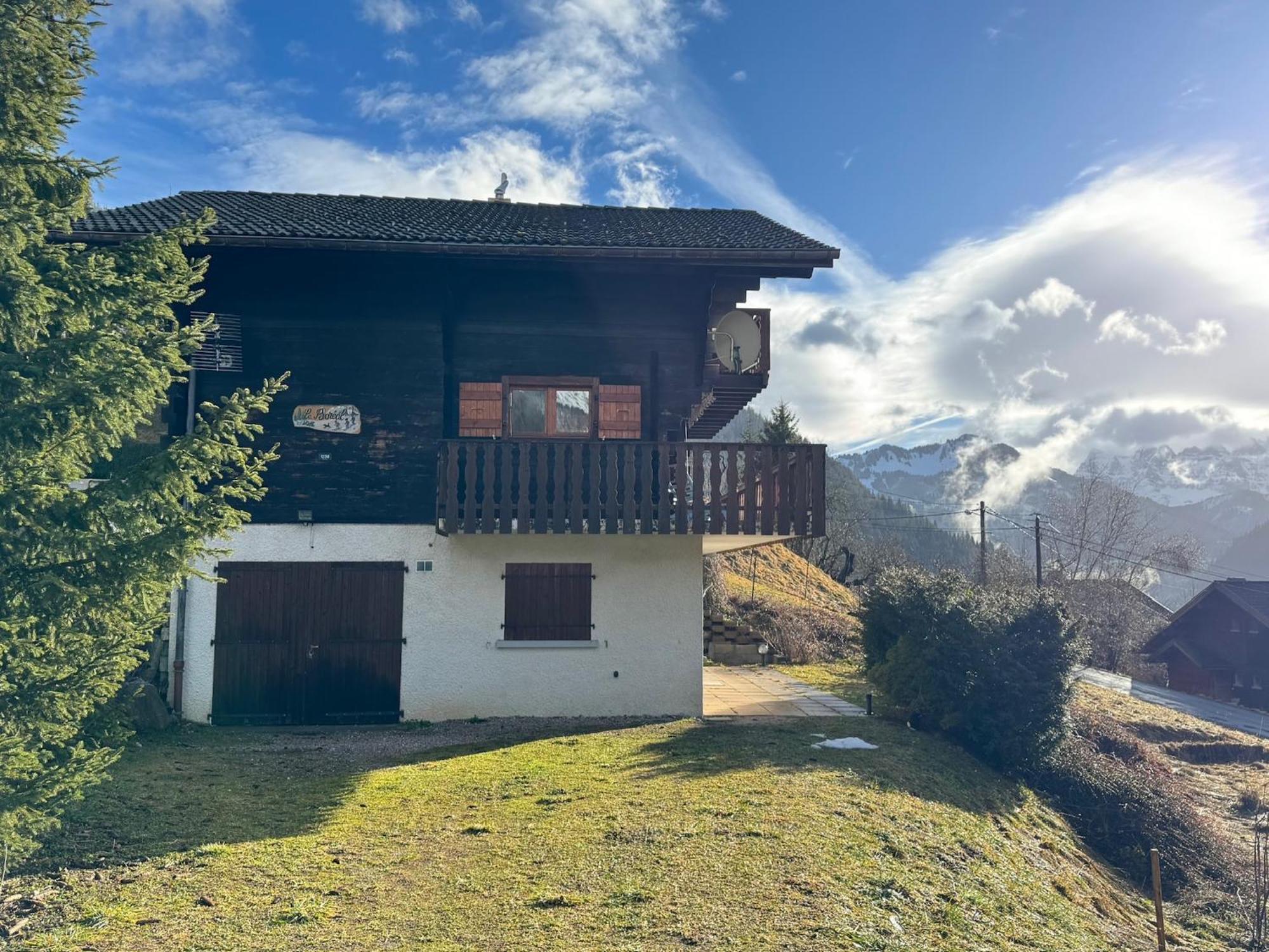 Charming, Cosy Chalet Nestled In A Breathtaking Surrounding With Spectacular, Stunning Mountain Views Abondance Exteriér fotografie